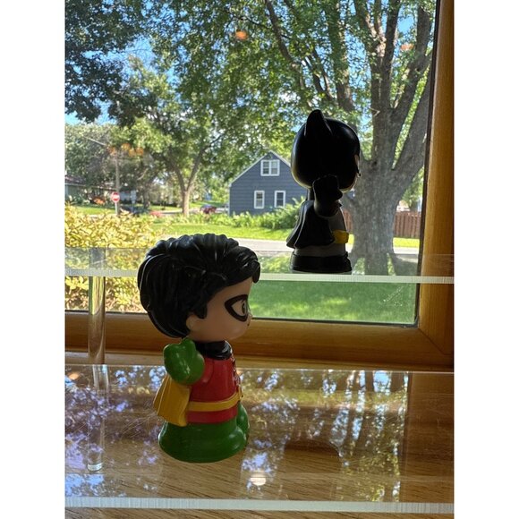 Fisher Price Little People DC Super Friends Batman & Robin Figures - Picture 2 of 5